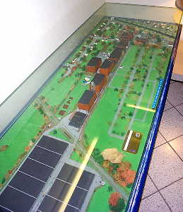 15k - Brennereimodell / Model of the Distillery