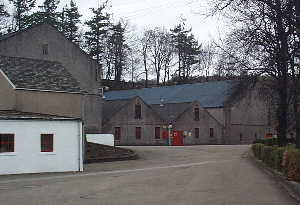 12k - Innenhof mit Lagerhusern / Court with Warehouses