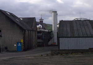 7k - Brennhaus mit Kamin (Kohlefeuerung) / Stillhouse with Chimney (Coal Firing)