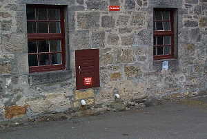 11k - Steine aus den Grundmauern des alten Klosters / Stones from the Walls of the old Monastery