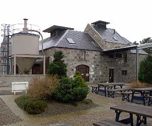 13k - Gebude mit Draff Behlter / Buildings with Draff Silo