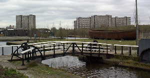 9k - Alte Brcke am Caledonian Kanal / Old Bridge at the Caledonian Canal